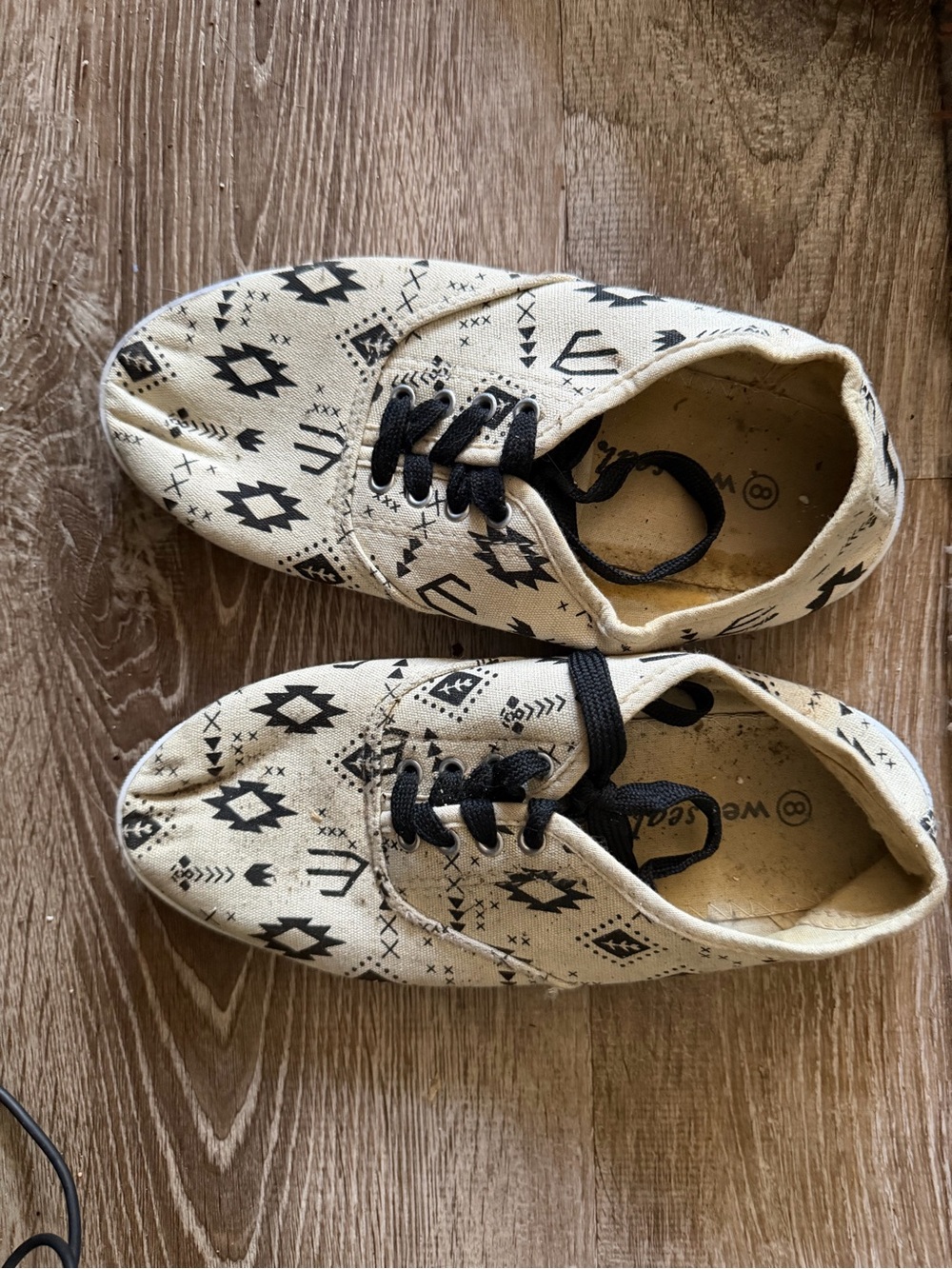 Wet Seal Kids Canvas Sneakers in Cream and Black Aztec Print